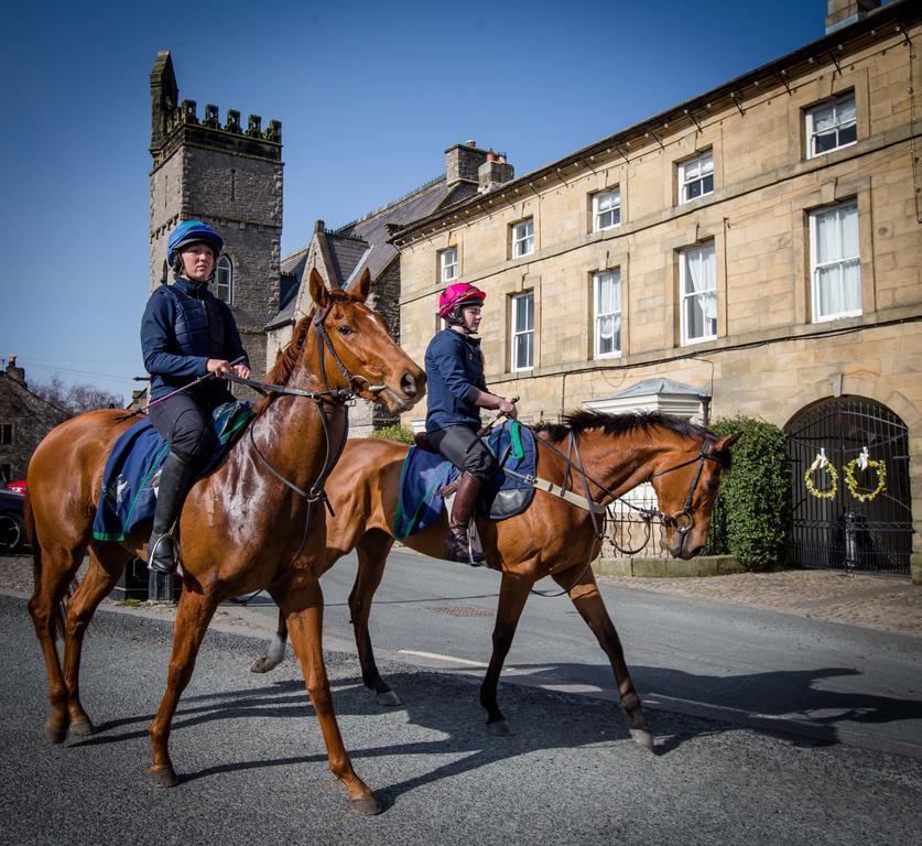 The Priory Bed and Breakfast Middleham Buitenkant foto